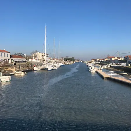 度假居 Jolie Maison Restauree Dans Petit Village Proche De Boyardville Et Ses Belles Plages